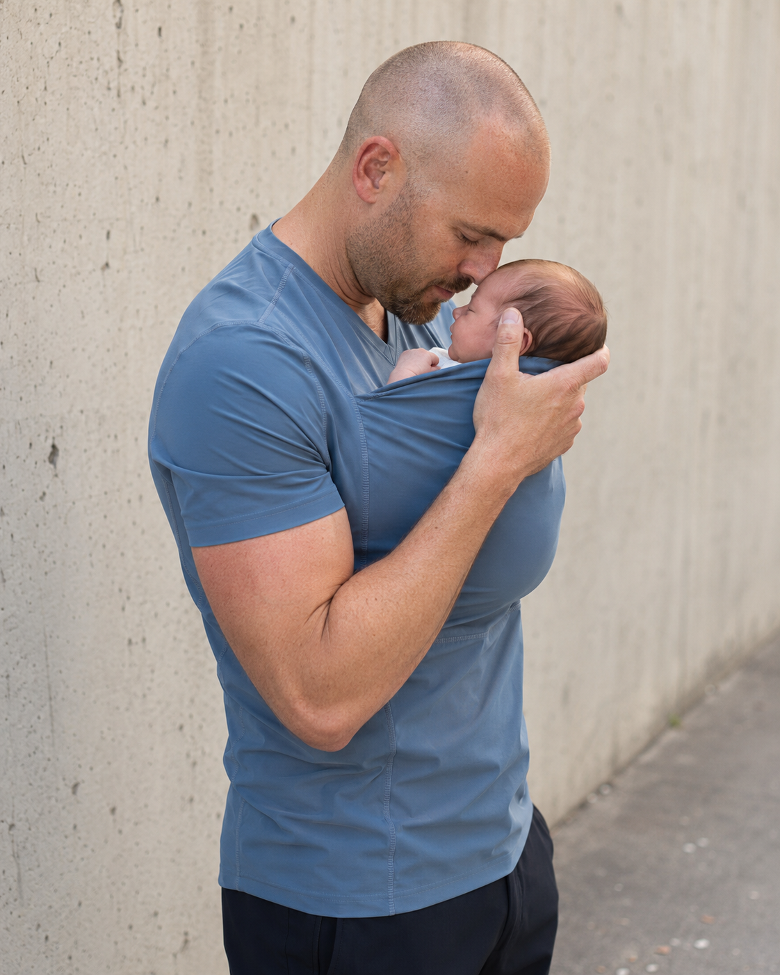 Bleu · Courte · T-shirt porte-bébé Nidou bleu, peau à peau