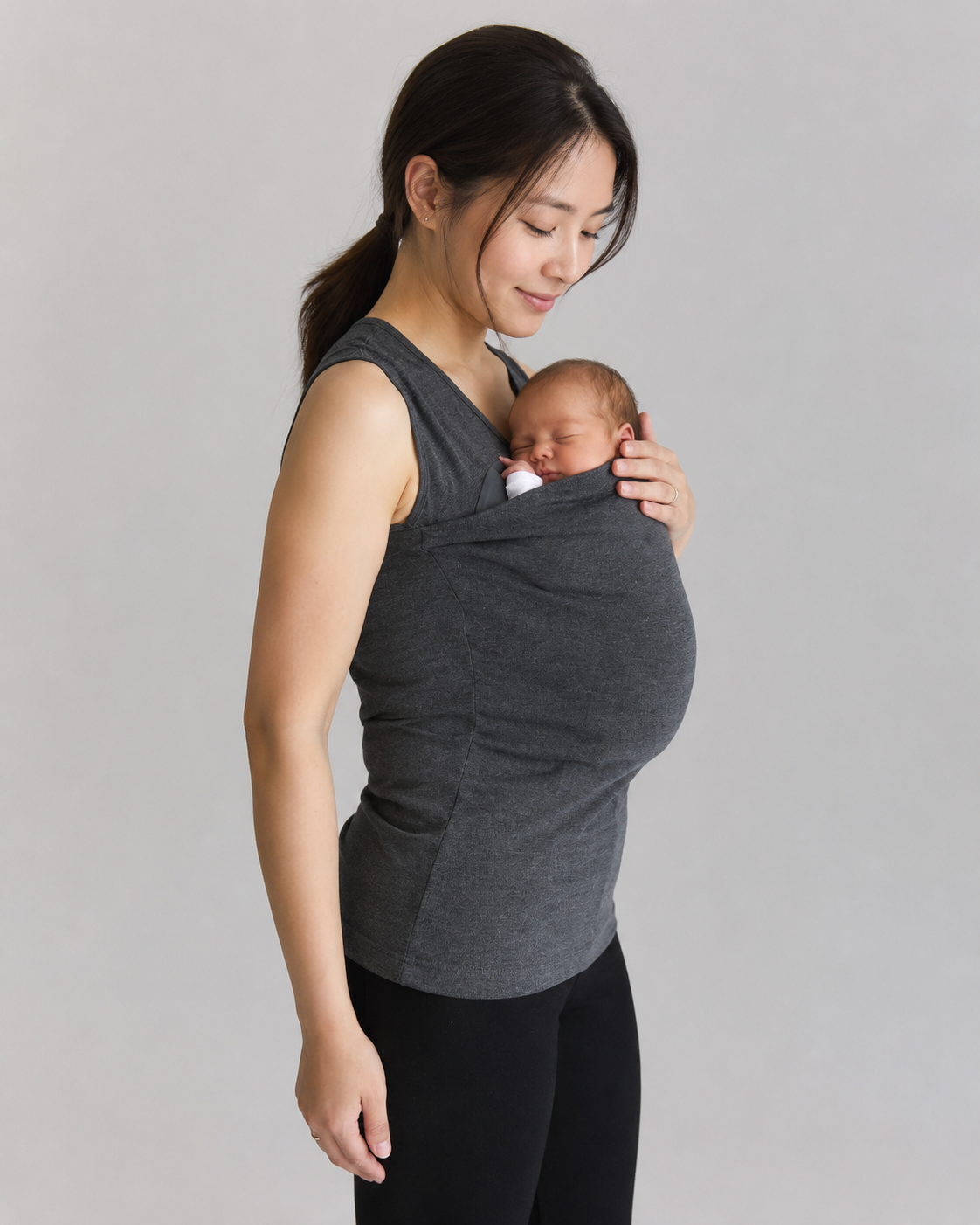 Gris · Top porte-bébé Nidou gris, détail de la poche